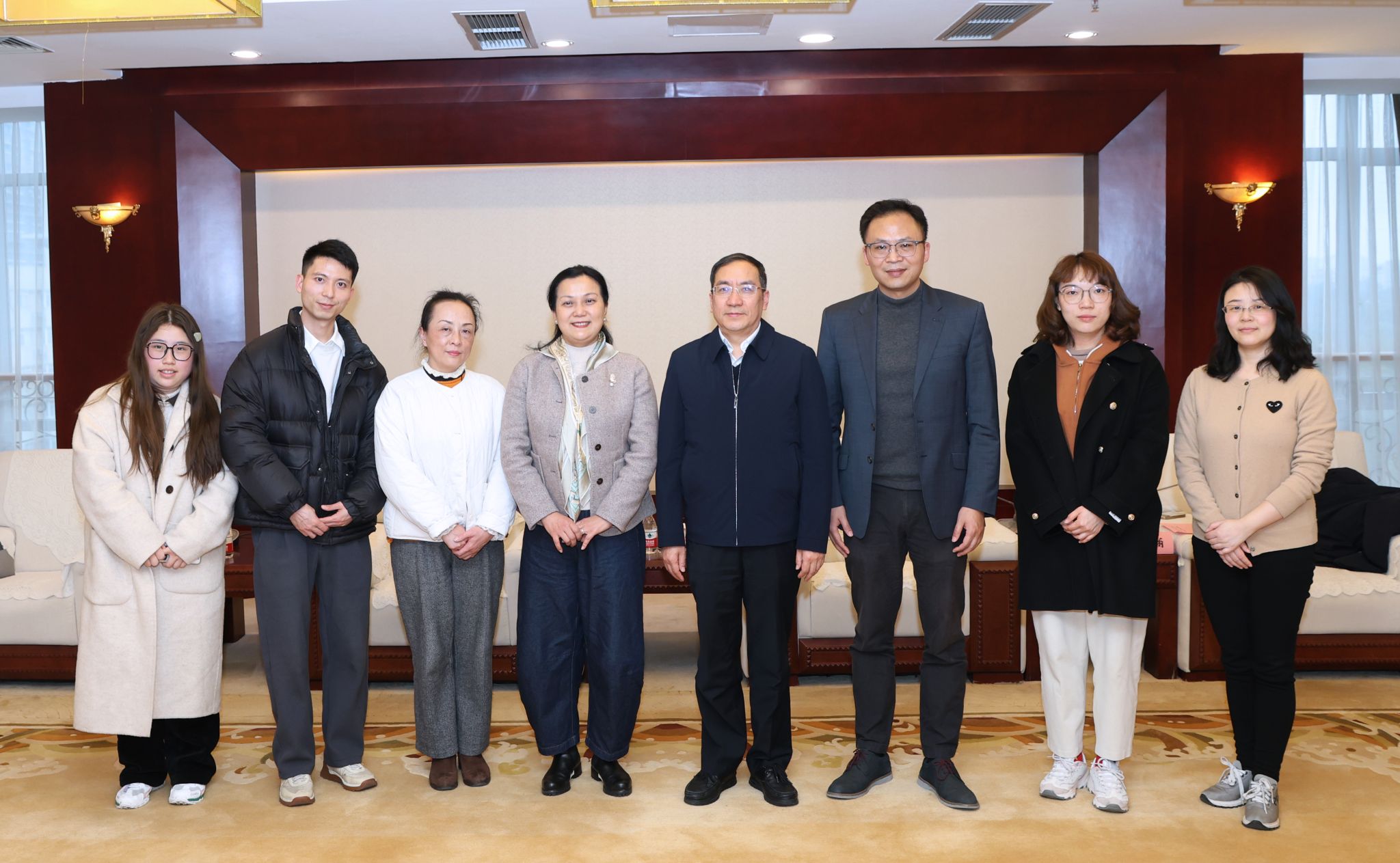 四川省妇女联合会一行来访我校