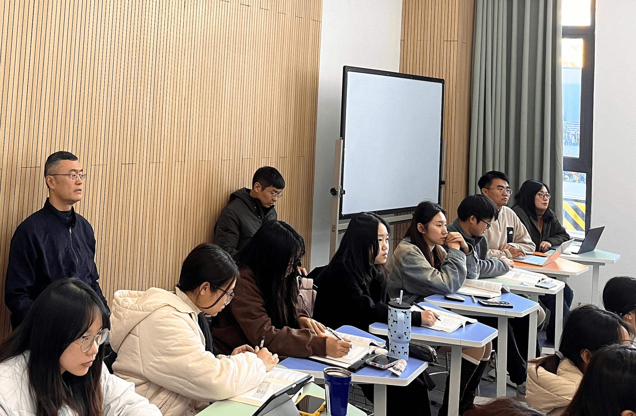 402永利集团官网举行2025年秋季学期课程教学观摩活动