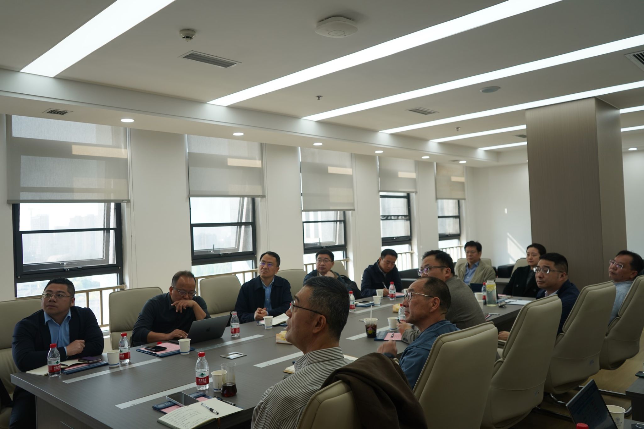 学校召开管理学科建设调研工作会