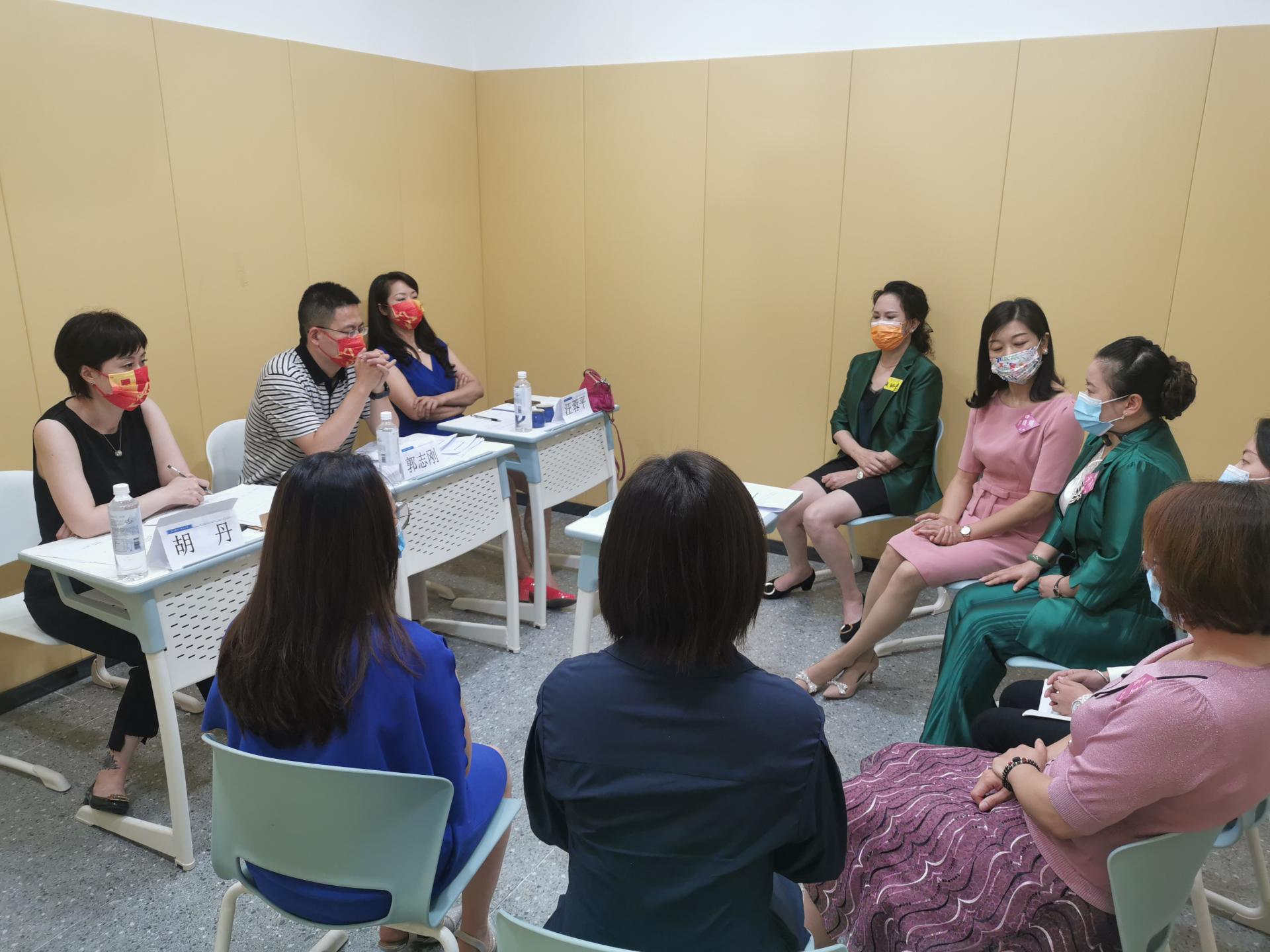 402永利集团官网“西部巾帼创业扶持计划”第八期面试工作顺利举行